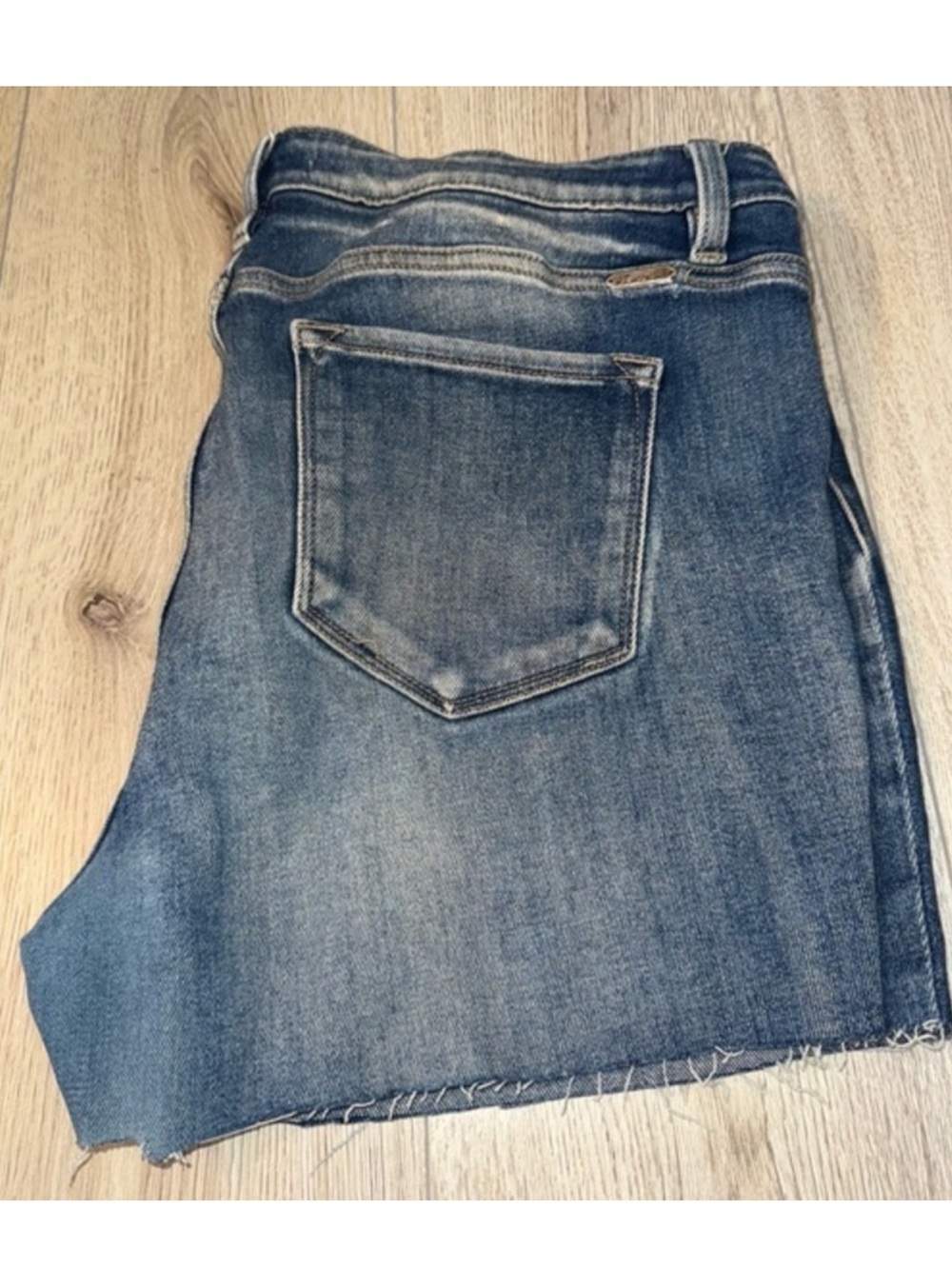 Kancan signature blue cut off jean shorts